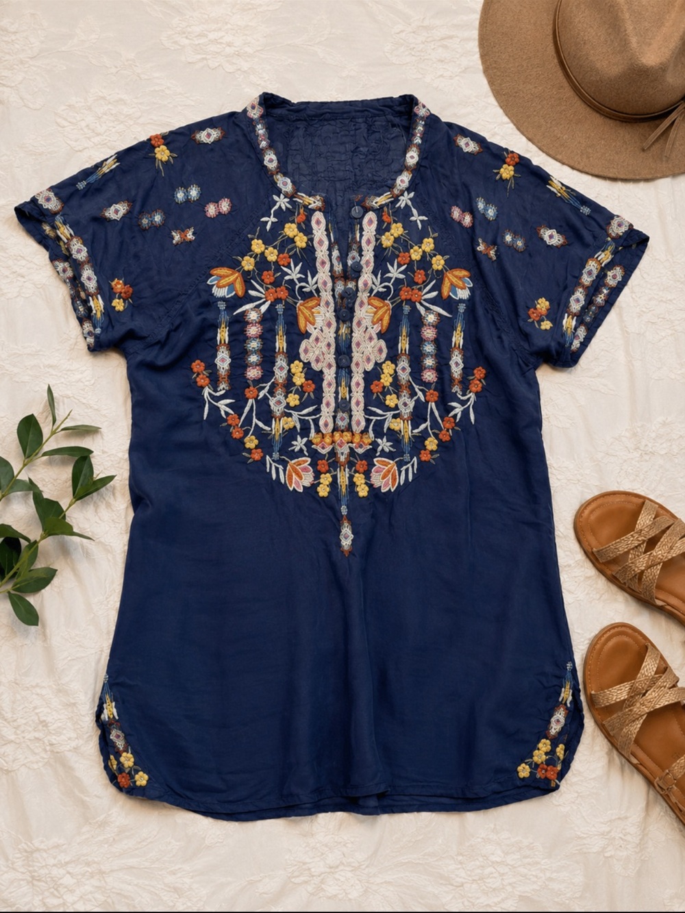 Johnny Was Navy Embroidered Floral Tunic Cupra Boho Woman's top size XS Y2K